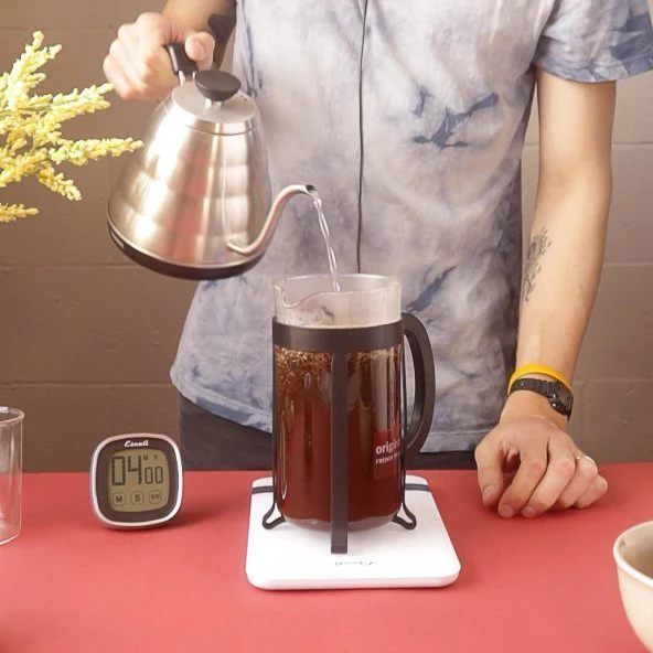 Hario® V60 Buono Electric Power Kettle - Image 3